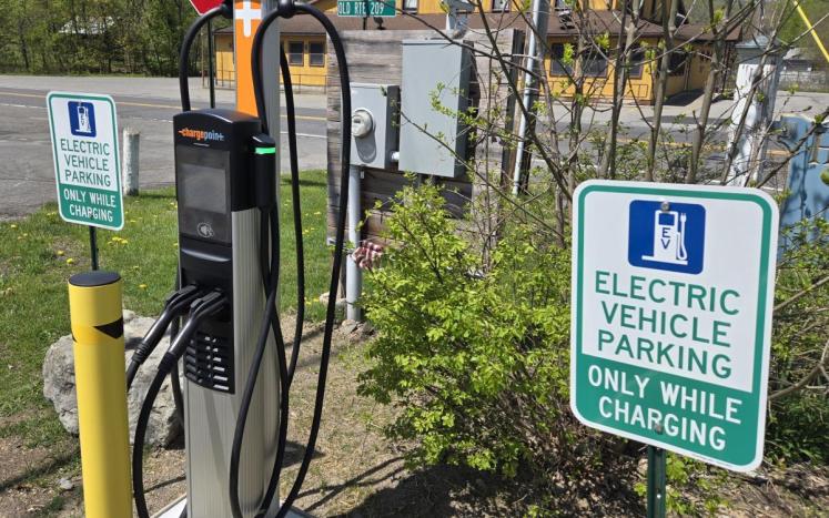 New EV charging station at Town Hall